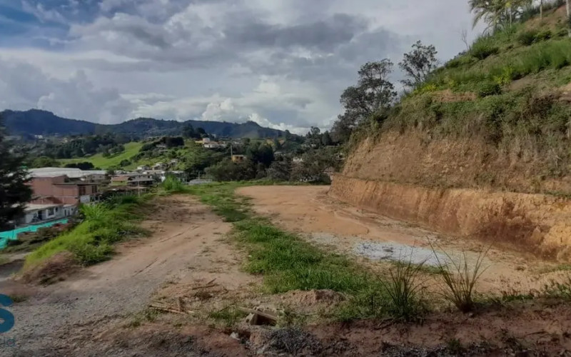 Lote Residencial en Guarne en V. Chaparral
