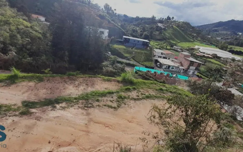 Lote Residencial en Guarne en V. Chaparral