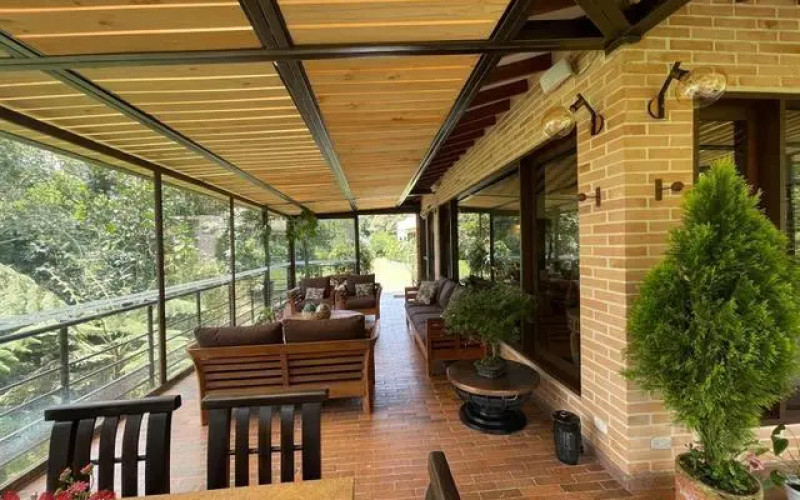 Casa en Envigado en Alto de las Palmas