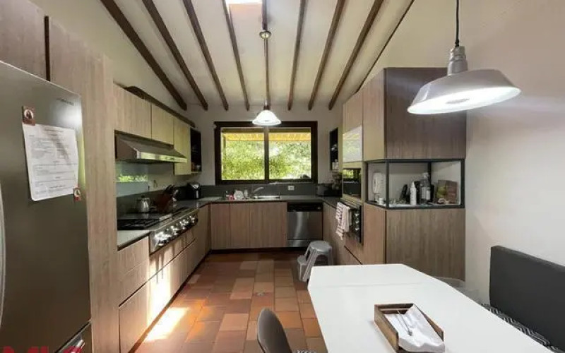 Casa en Envigado en Alto de las Palmas