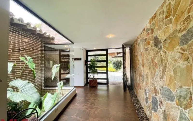 Casa en Envigado en Alto de las Palmas