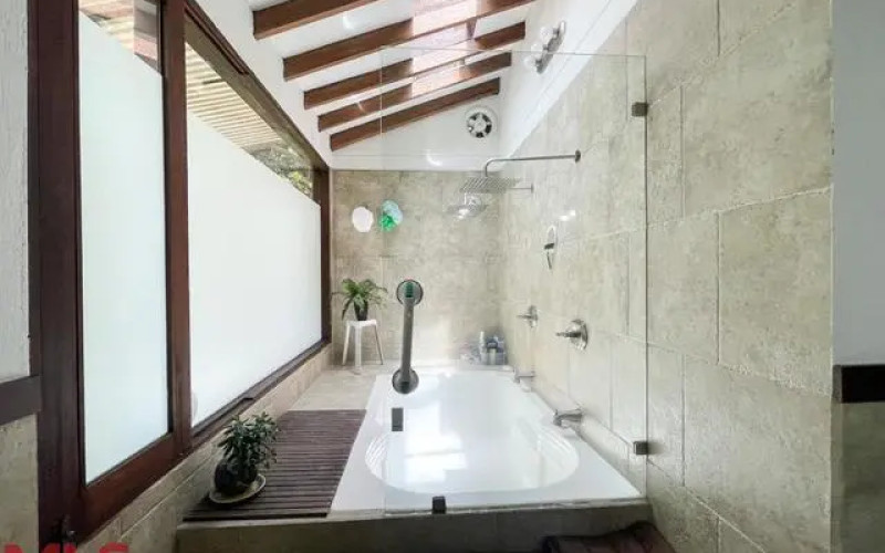 Casa en Envigado en Alto de las Palmas