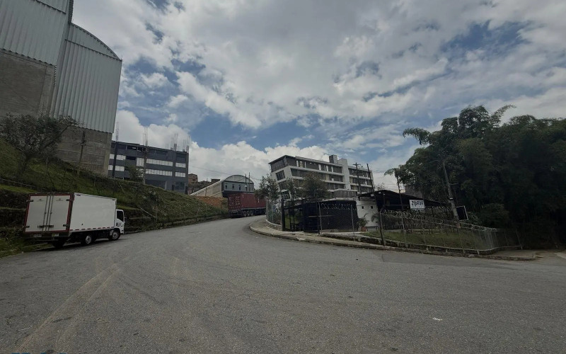 Lote Residencial en Caldas en V. Primavera