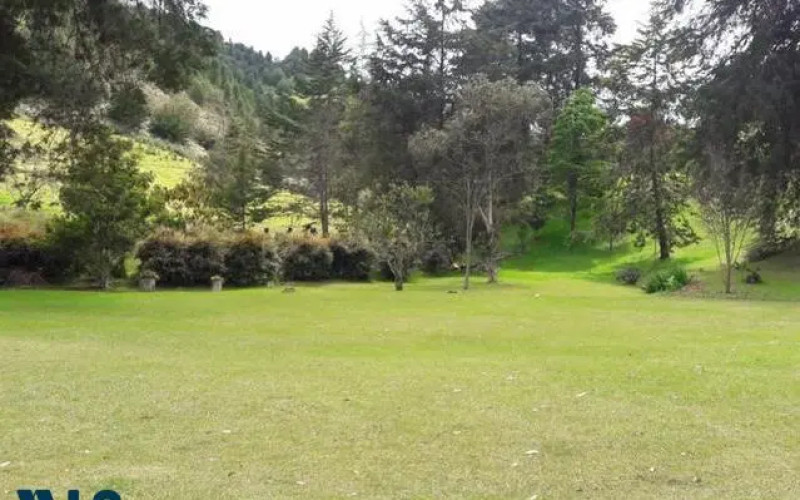 Finca Recreativa en El Retiro en V. Los Salados
