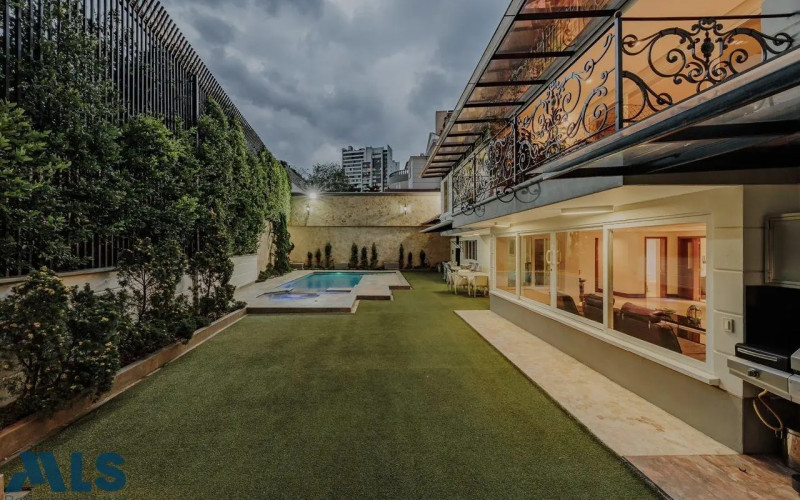 Casa en Medellín en San Lucas