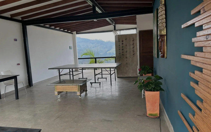 Casa en Sabaneta en Las Lomitas