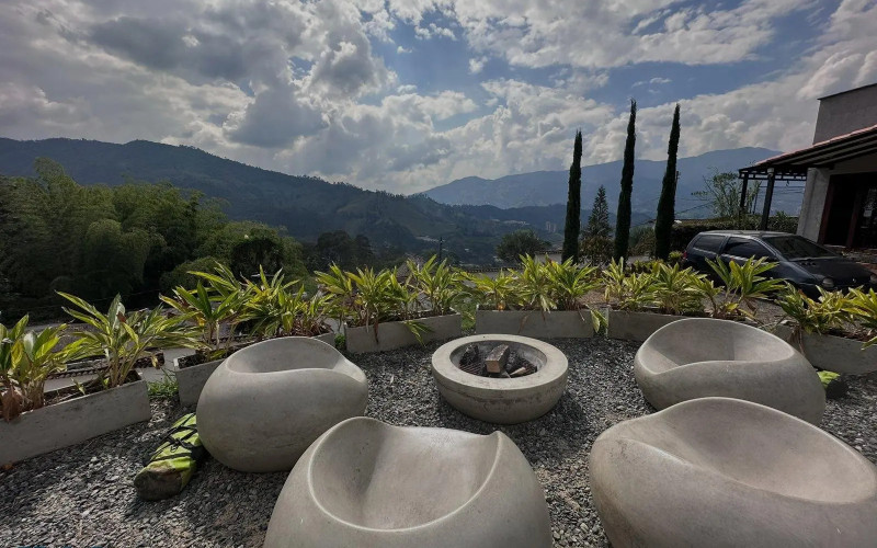 Casa en Sabaneta en Las Lomitas