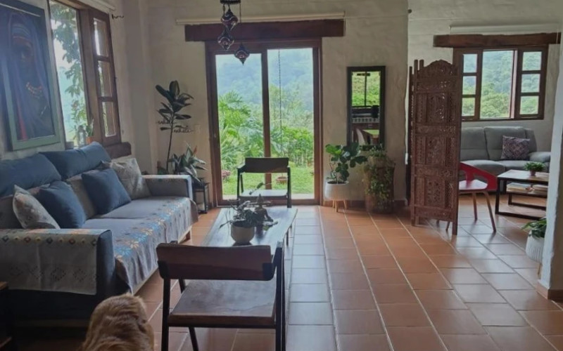 Casa en La Estrella en La Tablaza