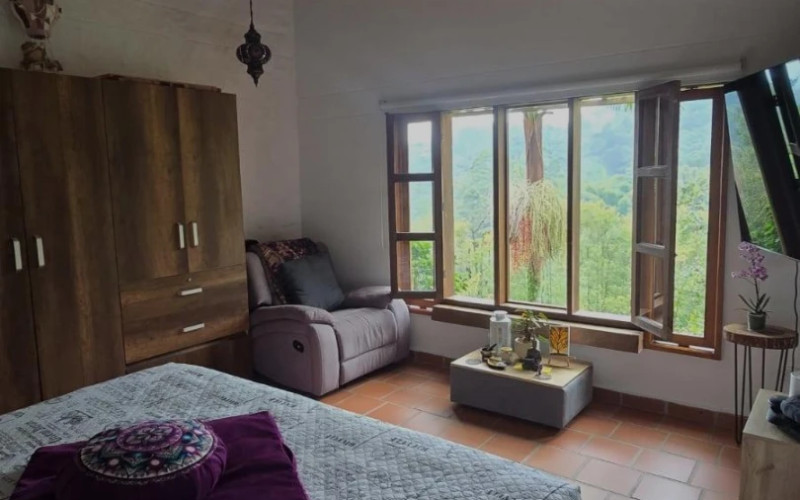 Casa en La Estrella en La Tablaza