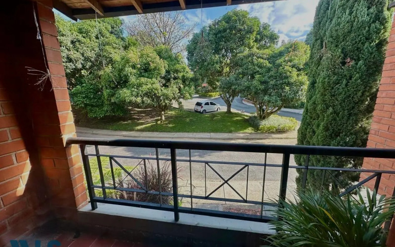 Casa en Envigado en Loma El Atravesado