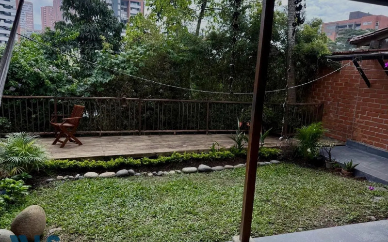 Casa en Envigado en Loma El Atravesado