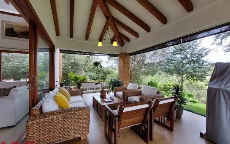Casa en Envigado en Alto de las Palmas