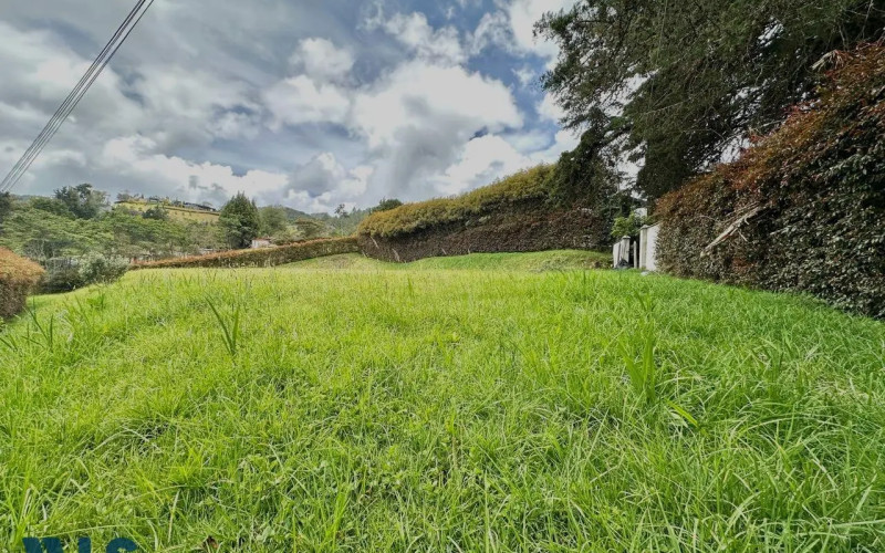 Lote Residencial en Envigado en Alto de las Palmas