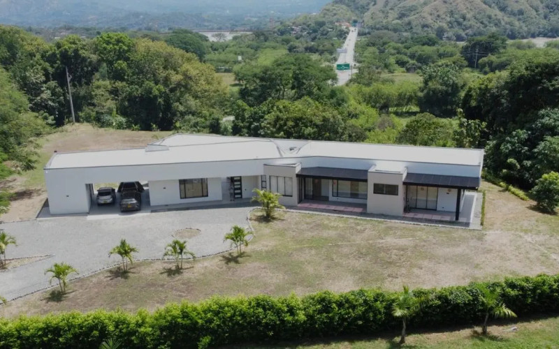 Finca Recreativa en Santa Fe de Antioquia en V. El Espinal