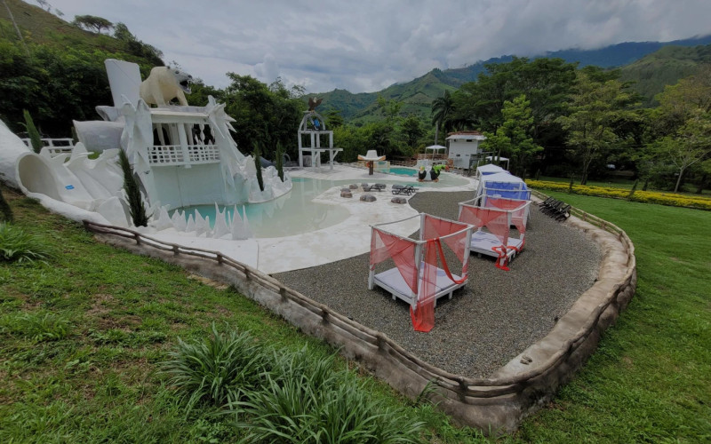 Finca Recreativa en Hispania en El Vergel