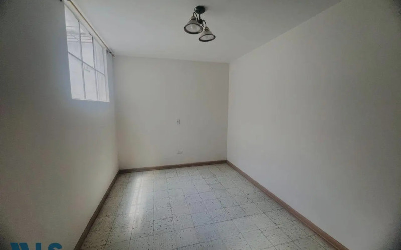 Casa en Medellín en Simón Bolívar