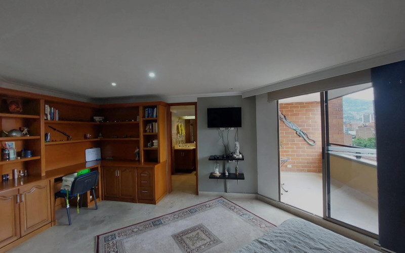 Apartamento en Medellín en Laureles