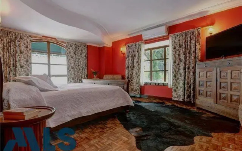 Apartamento en Medellín en Santa Maria de los Angeles