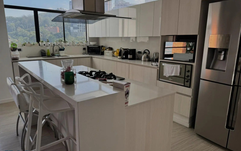 Apartamento en Medellín en Altos del Poblado