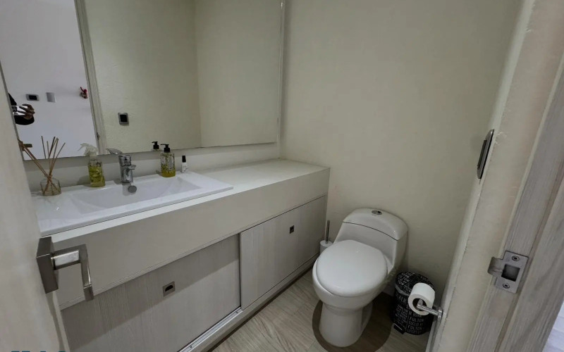 Apartamento en Medellín en Altos del Poblado