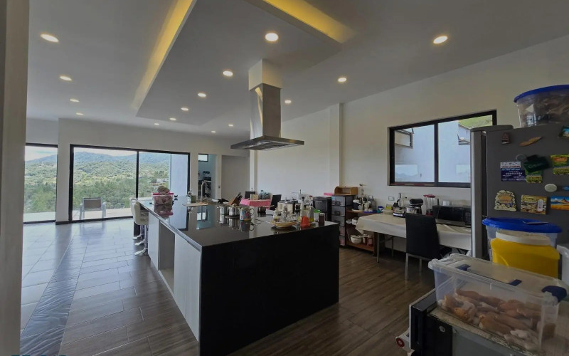 Casa en Envigado en Loma del Escobero