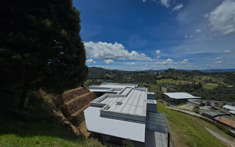 Casa en Envigado en Loma del Escobero