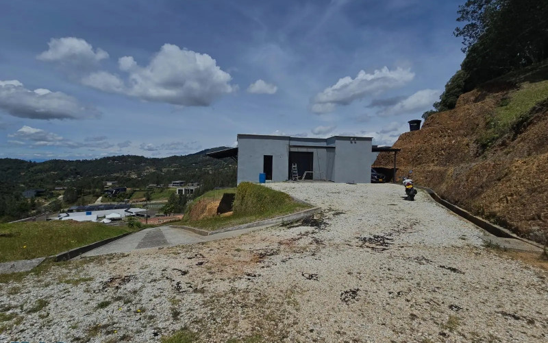 Casa en Envigado en Loma del Escobero