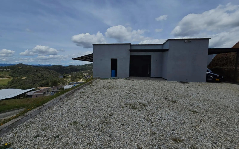 Casa en Envigado en Loma del Escobero