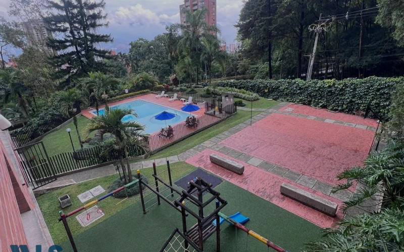 Apartamento en Medellín en El Tesoro