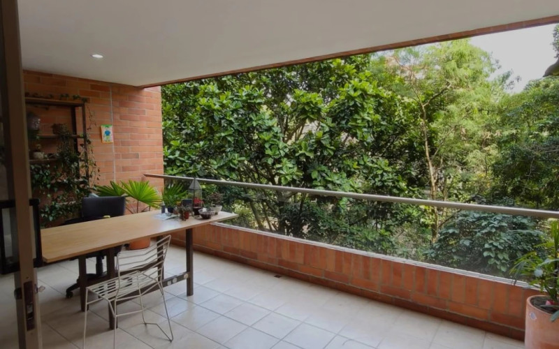 Apartamento en Medellín en Milla de oro