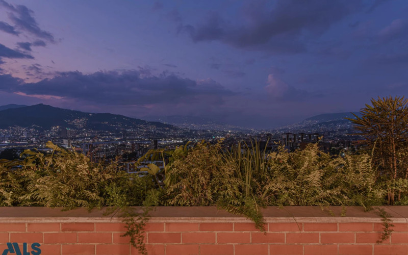 Apartamento en Envigado en El Trianón
