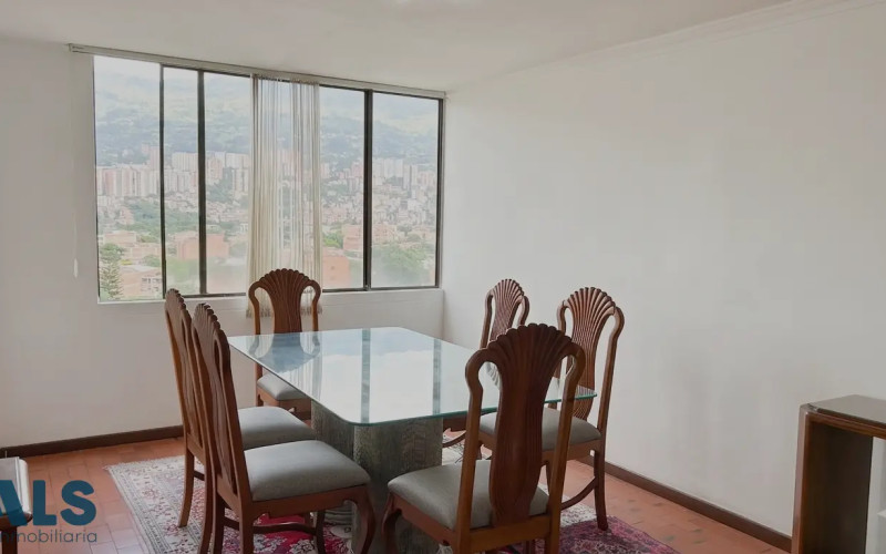 Apartamento en Envigado en El Portal