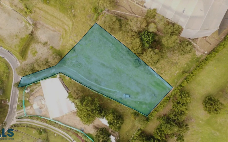 Lote Residencial en Envigado en Loma del Escobero