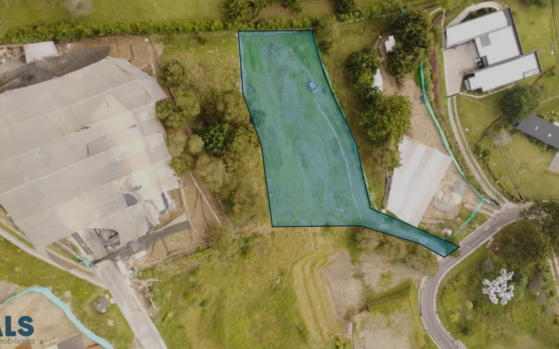 Lote Residencial en Envigado en Loma del Escobero