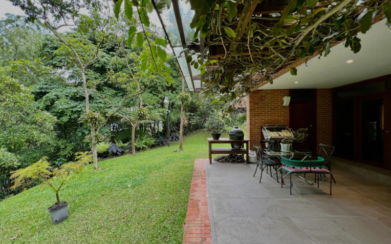 Casa en Medellín en La Calera