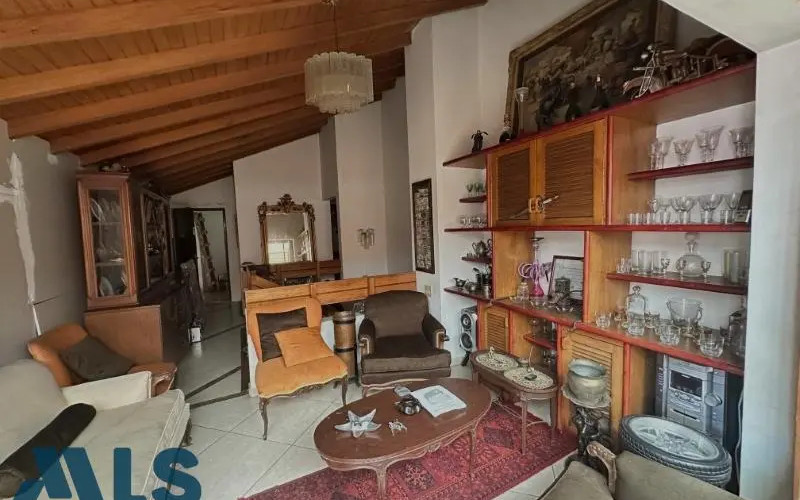 Apartamento en Medellín en Laureles