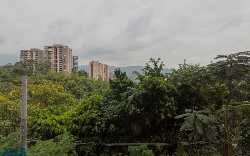 Apartamento en Envigado en Loma de Las Brujas