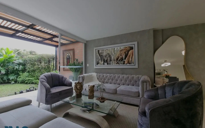 Casa en Envigado en El Chocho