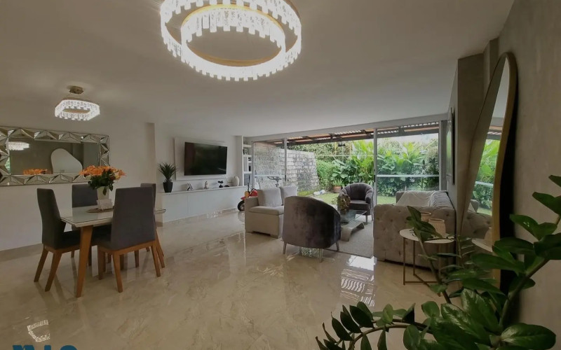 Casa en Envigado en El Chocho