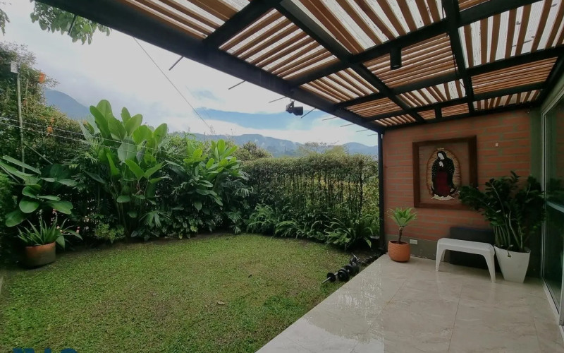 Casa en Envigado en El Chocho