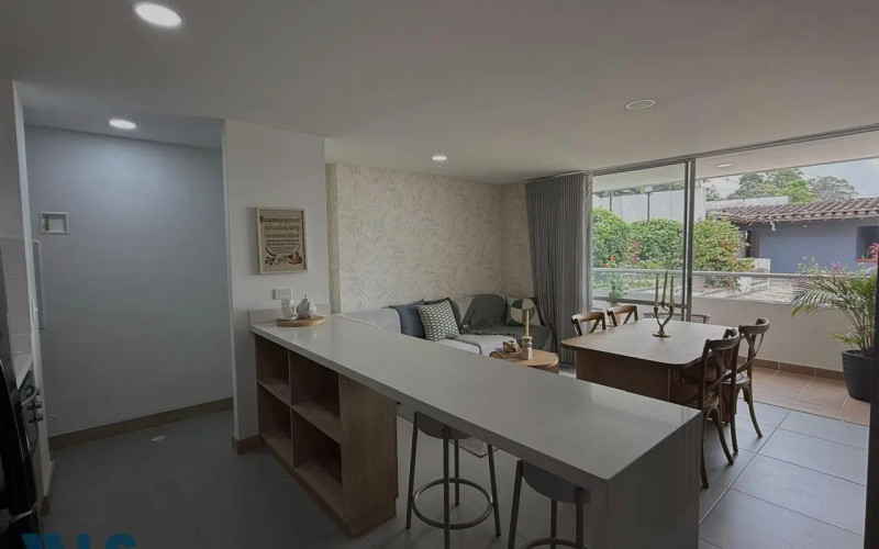 Apartamento en La Estrella en Estrellas del Sur