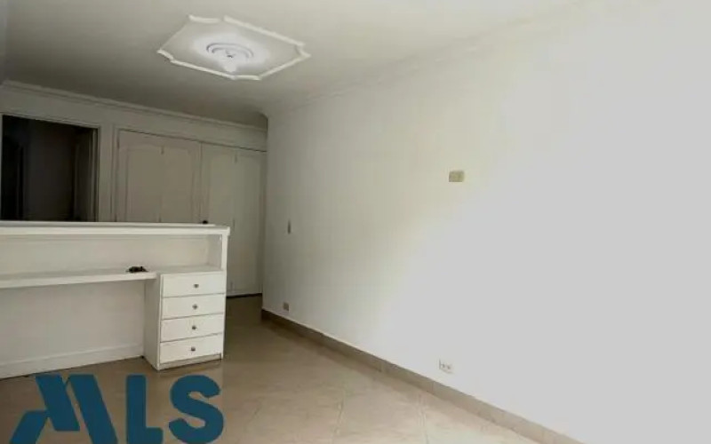 Apartamento en Medellín en Laureles