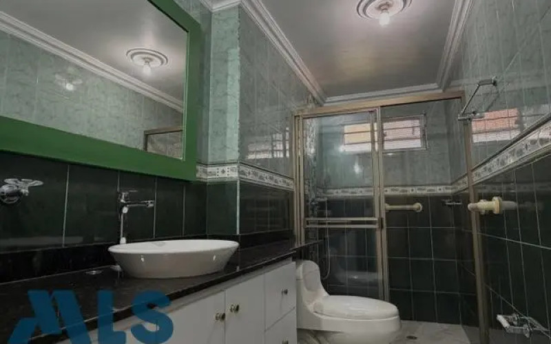 Apartamento en Medellín en Laureles