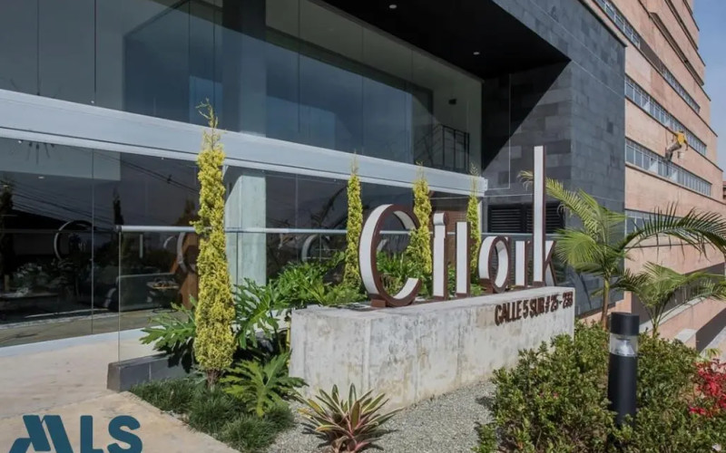 Apartamento en Medellín en Loma Los Gonzalez