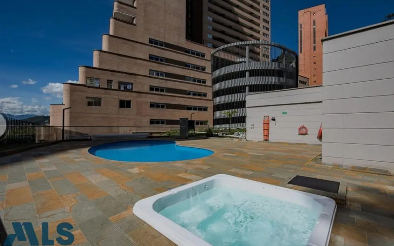 Apartamento en Medellín en Loma Los Gonzalez
