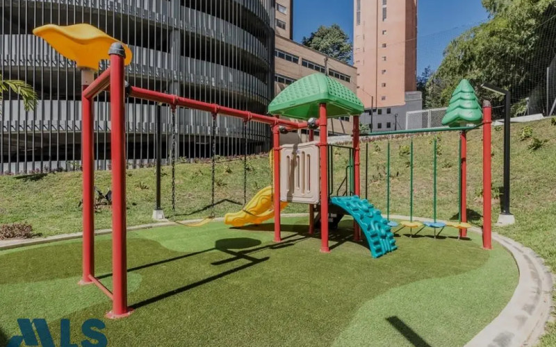 Apartamento en Medellín en Loma Los Gonzalez