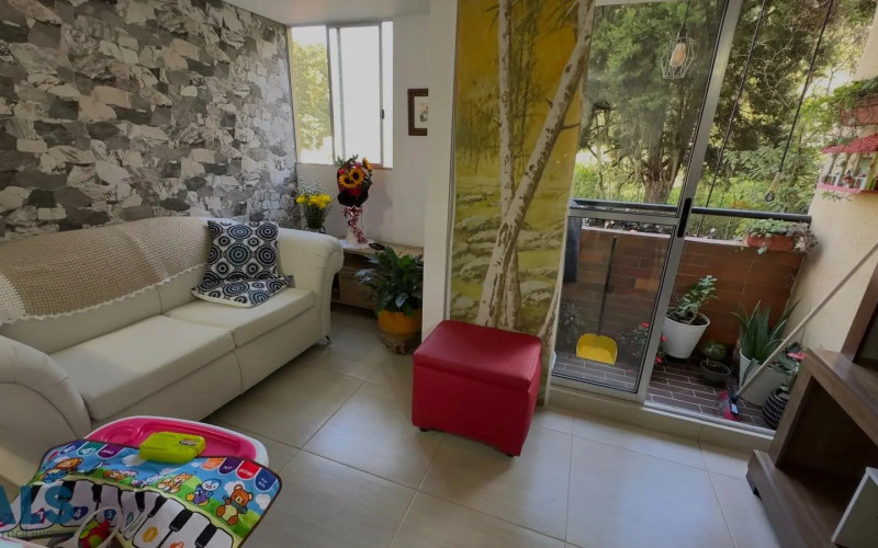 Apartamento en La Estrella en Casa Jardin