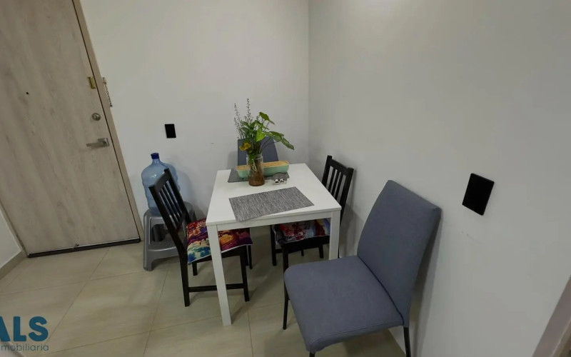 Apartamento en La Estrella en Casa Jardin