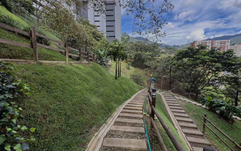 Apartamento en Envigado en Loma de Las Brujas