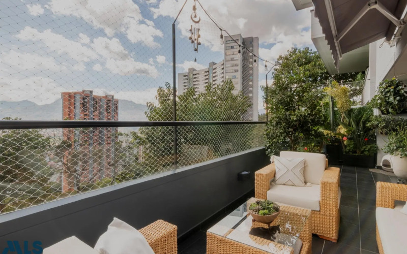 Apartamento en Medellín en Las Palmas